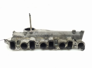  Intake manifold 