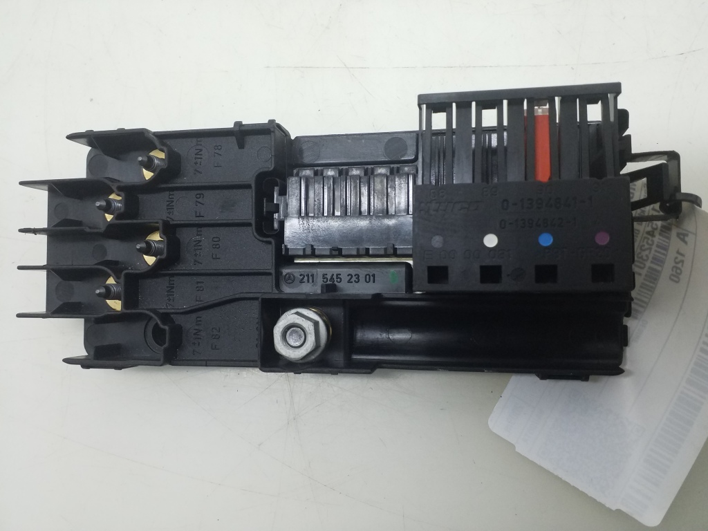 MERCEDES-BENZ CLS-Class C219 (2004-2010) Fuse box A2115452301 20977754