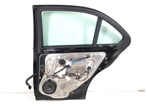 Mercedes Benz C-Class 204 (2007–2014) Tagumised küljeuksed A2047302200 - 3