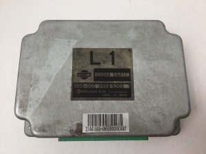 Käigukasti juhtplokk - 33084EB41C