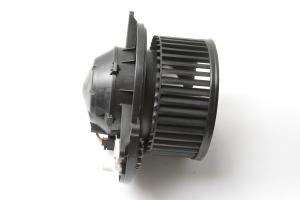 BMW 1 SERIES F20 (2010–2026) Salongi puhuri mootor T1014423G - 5