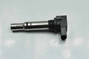 AUDI A3 8P (2003–2012) Süütepool 036905715F - 4