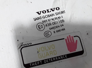 VOLVO XC70 (2000–2007) Front door glass 30753468 - 3