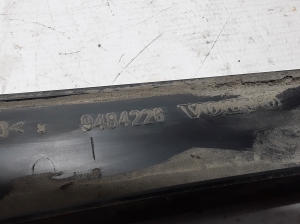 VOLVO XC70 (2000–2007) Front door molding 9484226 - 2