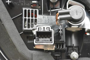 Volkswagen Passat CC CC (2008–2017) Tagatuli tagaluugil 3C8945308T - 3