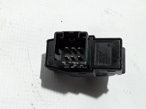 VOLVO XC70 (2000–2007) Tagumise külgukse aknalüliti 30658696 - 3