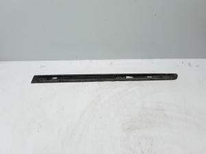 VOLVO XC70 (2000–2007) Rear side door molding 09203786 - 4