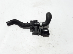 RENAULT Alaskan (2017–2026) Sonstiges Teil der Umwälzpumpe 922304507R - 2