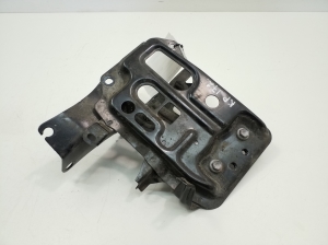 TOYOTA Verso (2009–2017) Batteriehalter 7441005020 - 2