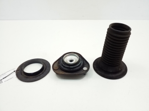 TOYOTA Verso (2009–2017) Front strut mount with bearing 486090F021 - 3