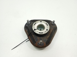 TOYOTA Verso (2009–2017) Front strut mount with bearing 486090F021 - 2