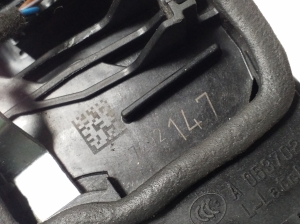 Rear side door lock - 7202147