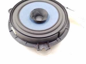  Rear side door speaker 