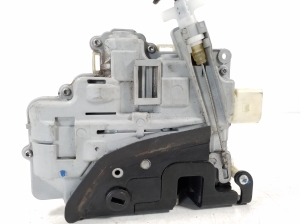Volkswagen Passat B6 (2005–2010) Rear side door lock 3C4839015A - 3