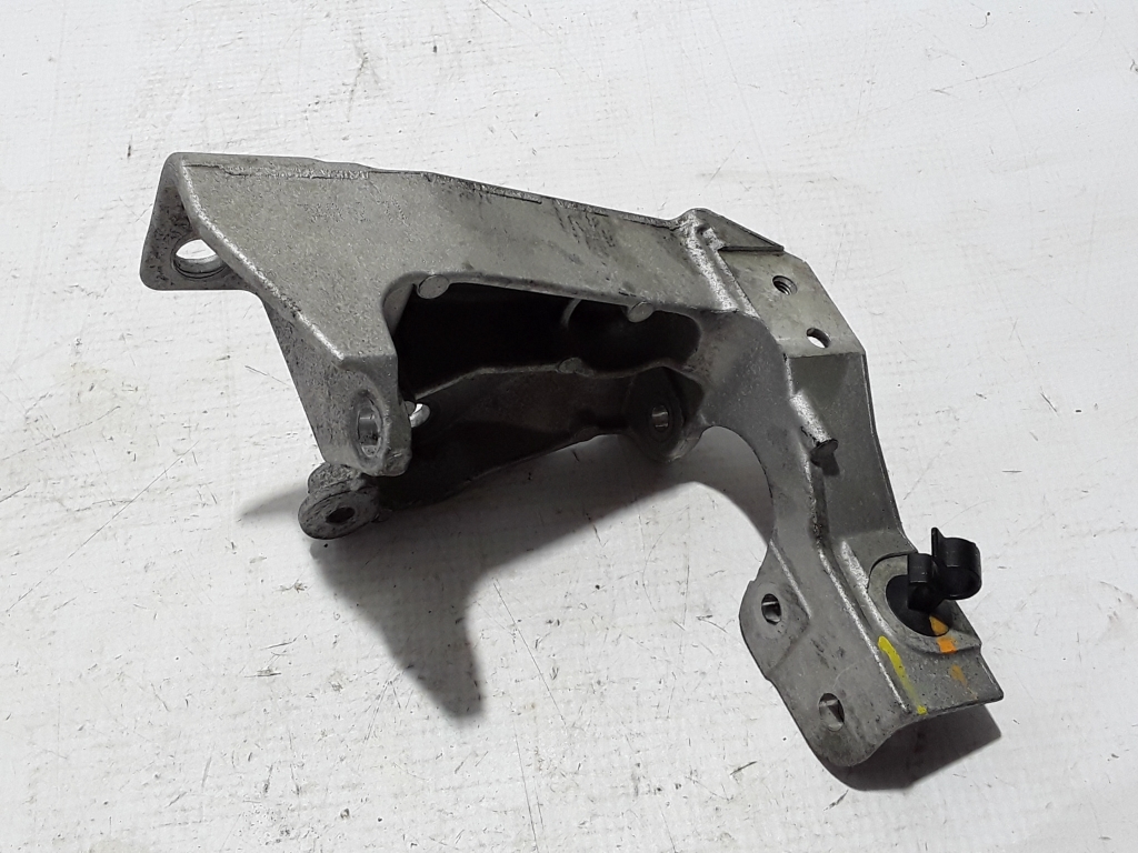 Used RENAULT Alaskan Holder next 922377470R