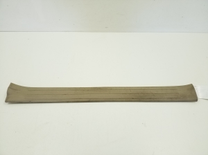  Inner threshold trim 