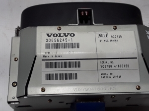 VOLVO XC70 (2000–2007) Screen 30656245 - 4