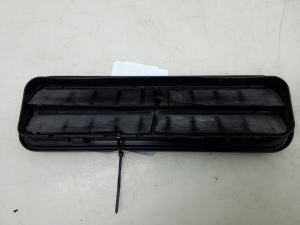 Mercedes Benz CLS-Class 219 (2004–2010) Tagumise poritiiva ventilatsioonivõre A2118300042 - 2