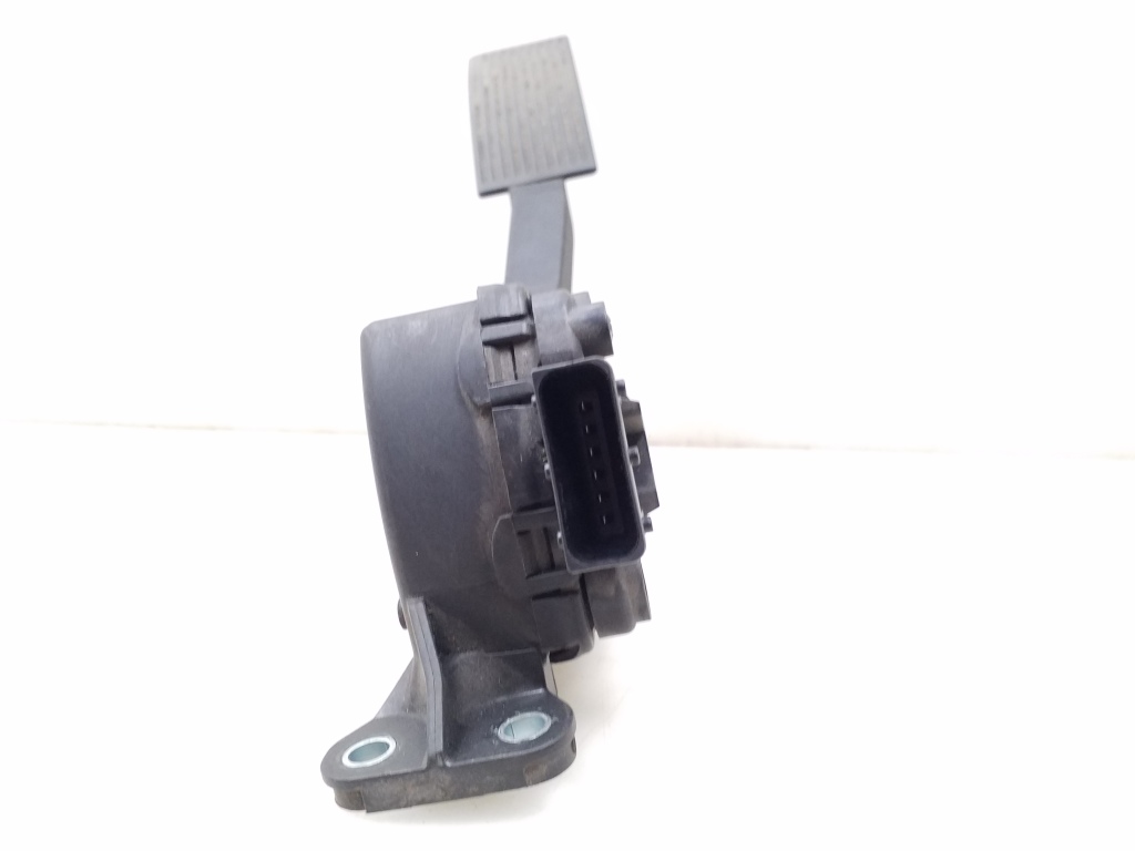 NISSAN Pathfinder R51 (2004-2014) Akseleratoriaus (gazo) pedalas 18002EA000 25085464