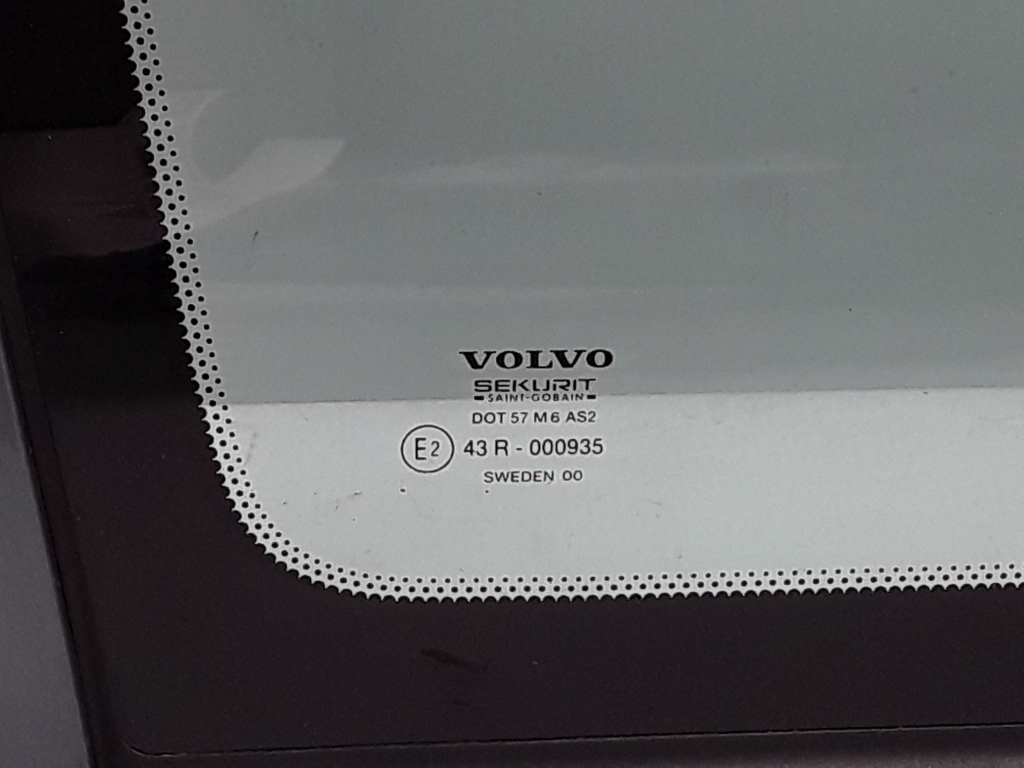 VOLVO XC70 2 generation (2000-2007) Vitre de carrosserie arrière côté gauche 9190842 22407693