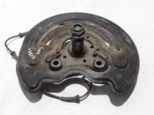 Opel Vivaro A (2001–2014) Rear wheel hub - 3
