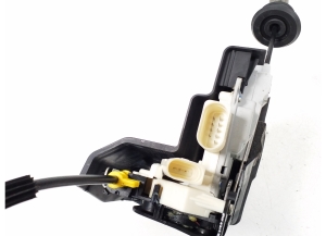 AUDI A8 D4 (2010–2017) Esiukse lukk 4G2837016 - 3