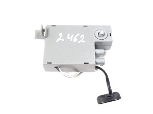 Land Rover Sport L320 (2005–2013) Antenas pastiprinātājs AH3218C847AA - 2