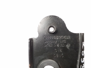AUDI A8 D4 (2010–2017) Muu kinnitus 4H0121263B - 3