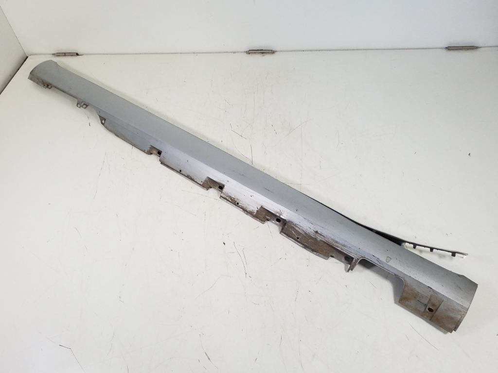 AUDI A8 D4/4H (2010-2018) Right Side Plastic Sideskirt Cover 4H0853860B 21919379