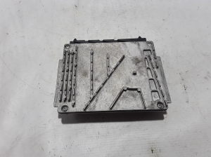 VOLVO XC70 (2000–2007) Engine control unit - 4