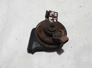 VOLVO XC70 (2000–2007) Horn 30744029 - 2