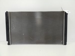 TOYOTA RAV 4 A4 (2012–2018) Dzesēšanas radiators 1640036080 - 2