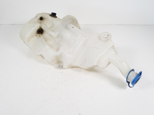 Mercedes Benz R-Class 251 (2006–2017) Esiklaasi pesuvedeliku paak A2518690520 - 2