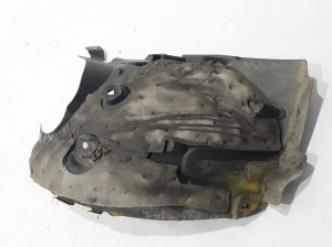  Rear part of the front fender 