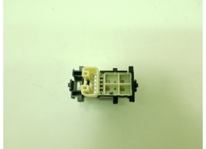 TOYOTA RAV 4 A4 (2012–2018) Aizmugurējo sānu durvju stikla slēdzis 8481052030 - 2