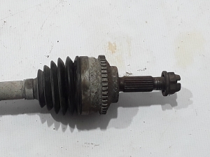 RENAULT Kangoo (1997–2009) Front drive shaft and its parts 8200236107 - 2