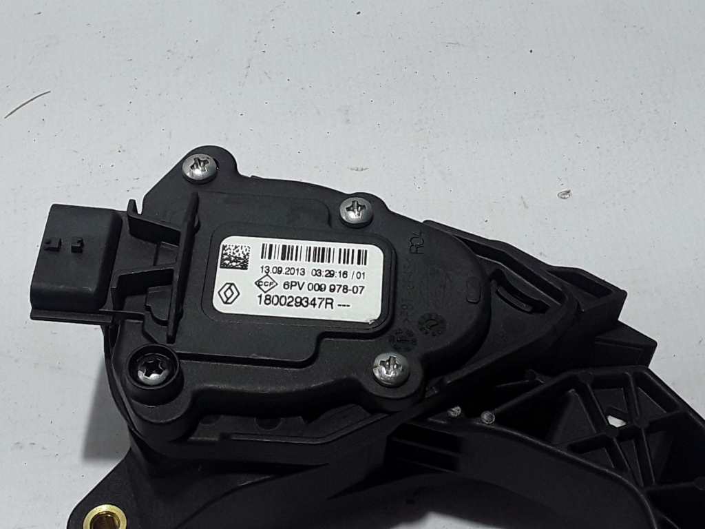 RENAULT Clio 4 generation (2012-2020) Педаль газа 180029347R 22408427