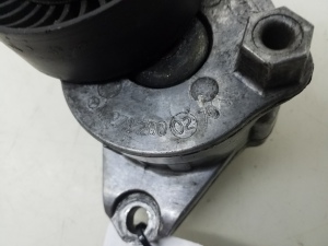  Strap tensioner 