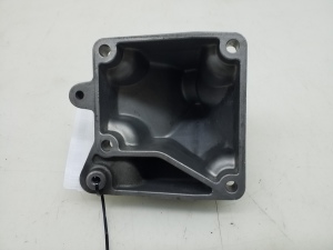  Engine holder 