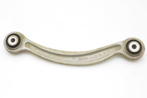 Rear control arm