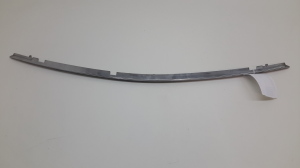 Front grille chrome trim - A1648880085