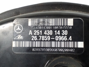 Mercedes Benz R-Class 251 (2006–2017) Brake booster A2514301430 - 2