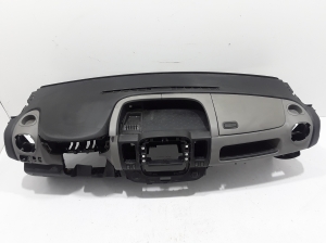 RENAULT Trafic III (2014–2022) Armatuurlaud 681004777R - 2