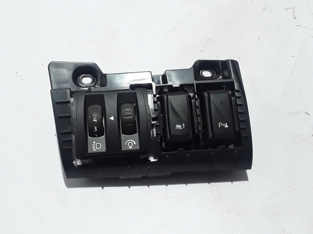 RENAULT Trafic 3 generation (2014-2023) Headlight Switch Control Unit 251900567R 22408773