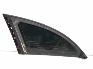  Glass rear wing fort 