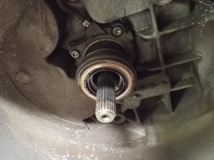 Opel Corsa D (2006–2014) Gearbox - 4