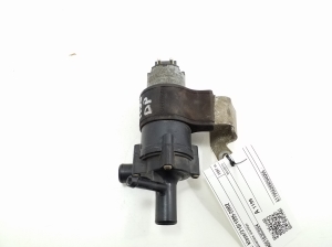   Zusatzwasserpumpe  - A0018353564 