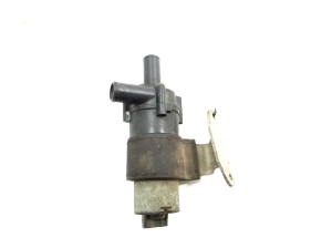 Mercedes Benz E-Class W210 (1995–2002) Auxiliary water pump A0018353564 - 3
