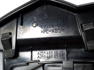 Mercedes Benz R-Class 251 (2006–2017) Stūres statņa apdare A2514600695 - 3