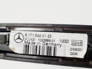 Mercedes Benz R-Class 251 (2006–2017) Parkimissüsteemi ekraan A1715420123 - 2